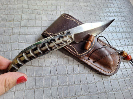 Buenas tardes compañeros,

Pongo a la venta estos cuchillos y navajas en perfecto estado

Portes dentro 120