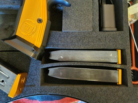 Pistola CZ 75 TS Orange, en estado impecable, con muy poco uso.
Se vende por cambio a nuevos proyectos.
Arma 00