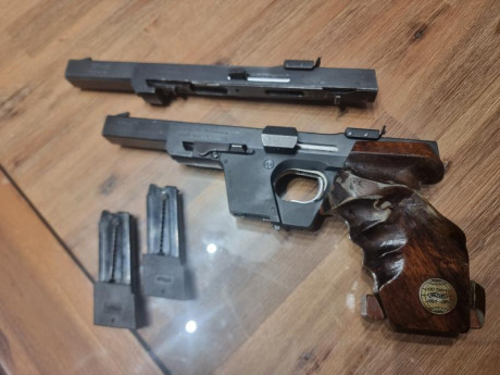 Una oportunidad única para tiradores deportivos y coleccionistas. Pistola de precisión reconocida por 10