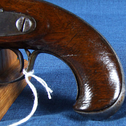 Venga a por otra , y esta creo que os va a gustar mucho . . .
Early Spanish Migulet Pistol, engraved and 20