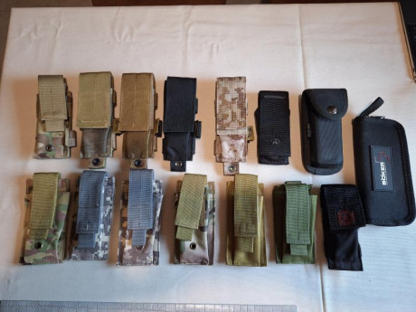 Buenas tardes compañeros,

Pongo a la venta estas fundas de navaja junto a un boli para ver el tamaño.

Portes 42