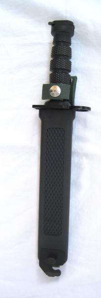 VENDO:

  -- PARA COLECCIONISMO CUCHILLOS MILITARES: --

--  BAYONETA ORIGINAL NORINCO QBZ95, china auténtica, 00