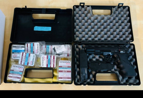 Hola compañeros, pongo a la venta mi CZ 75 -B

Tene puesta una mira LPA, micrometrica, va con dos cargadores 02