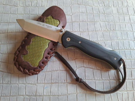 Buenas tardes compañeros,

Pongo a la venta estos cuchillos y navajas en perfecto estado

Portes dentro 82