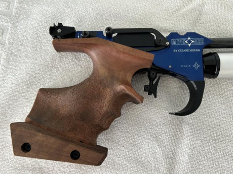 Vendo pistola pcp de competición Match Guns MGH1 mecanica, por cambio de disciplina. Comprada nueva en 01