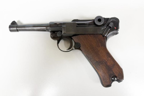 En venta Luger P08 fabricada por Mauser en 1939. Números coincidentes. En provincia de Barcelona, guiada 02