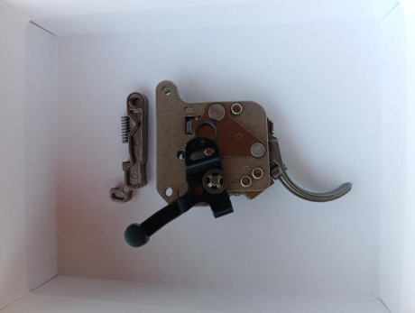 Vendo gatillo X-Mark Pro regulable para Remington Seven.

No tendrá 50 disparos.

100€ portes incluidos.

 02