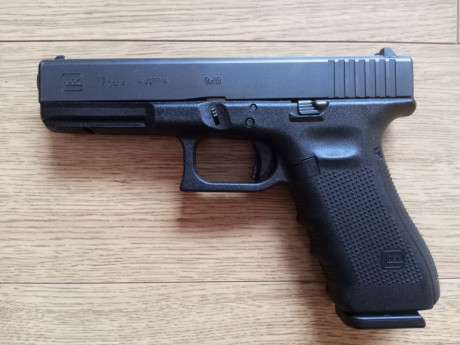 Vendo GLOCK 17 GEN 4, pocos tiros, la tengo desde hace bastantes años, muy cuidada.

Guiada en "A", 20