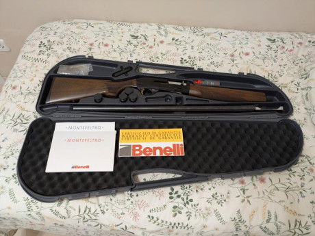 Vendo Benelli, mod. Montefletro Wood, 71cm, cartucho cal. 12. Estado impecable, con pocos tiros. 600€.
Todo 02
