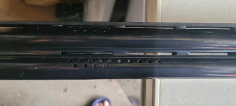 Un compañero vende una escopeta superpuesta Browning Ultra XS Sporting con 71cm de cañón porteado con 11