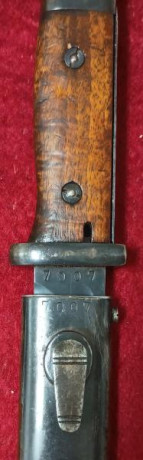 Bayoneta para Mauser K98 de 1935 con su vaina coincidente.

Fabricante: Ernst Pack & Söhne. Conocida 01