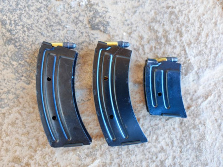 SE VENDE CARABINA SEMIAUTOMÁTICA WINCHESTER MODELO 490 
EN CALIBRE ..22 LONG RIFLE.
CON TRES CARGADORES: 30
