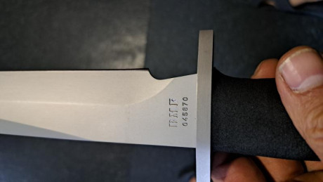 Antiguo cuchillo de Gerber bmf modelo liso con brujula silva y piedra de afila.
Nuevo a estrenar
380 euroa 22