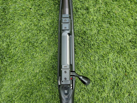  Buenas noches

Pongo en venta este rifle:

Rifle Sauer Classic XT en calibre 8x57IS.




El rifle incorpora 11