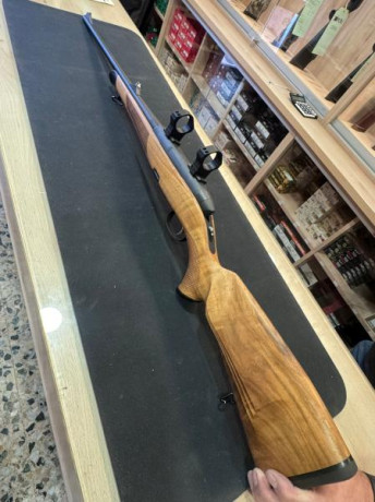 *SE VENDE:* 

 *Steyr Mannlicher Modelo CLii* 

Gatillo al Pelo, caibre 300wm
Anillas de 34mm

Como nuevo, 01