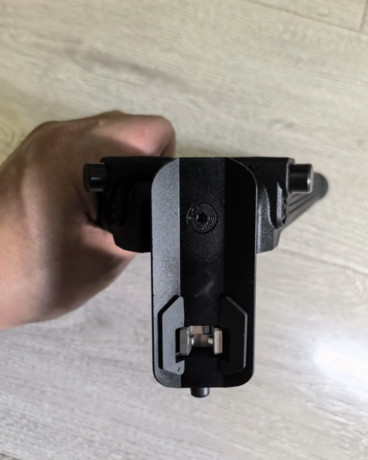Estoy pensando en comprar un bípode para los recechos, pero tengo el problema de montarlo en mi browning 102