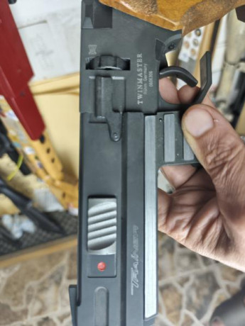 Buenas tardes.

Pues, como reza en el título, quiero comprar una pistola de competición que funcione con 10