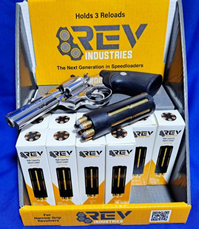 A la venta el novedoso REV INDUSTRIES,

Un  speedloader que carga 18 cartuchos.  
Nuevo a estrenar en 00
