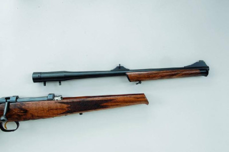 Buenos días compañeros:

Ando buscando un rifle de segunda mano, recamarado en 8x57IS. No importa su estado.

A 40