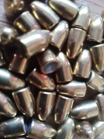 Vendo lote de 615 Puntas Armscor cobreadas 115fmj para 9pb

65€ envío incluido 00
