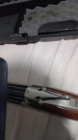 Browning citori en muy buen estado de 76 de cañón, chokes fijos 1 y   1.5  con muy pocos tiros,  anima 01
