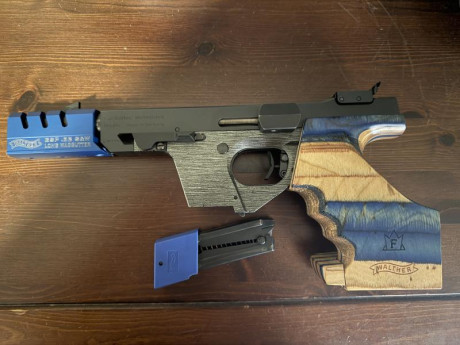 Vendo Pistola Walther GSP EXPERT Calibre 32 con muy poco uso, con su maletín original y dos cargadores 00