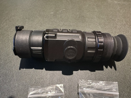 Monocular TÉRMICO LIEMKE MERLIN-42

Clip on térmico Liemke Merlin-42, se puede utilizar con el adaptador 01