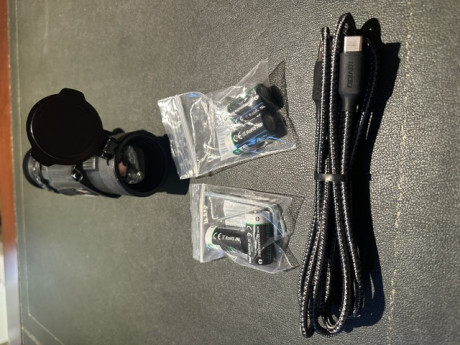 Monocular TÉRMICO LIEMKE MERLIN-42

Clip on térmico Liemke Merlin-42, se puede utilizar con el adaptador 00