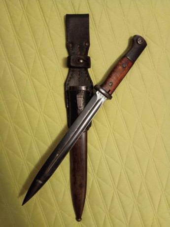 Se vende bayoneta para K98 fabricada en 1935, año de creación de la Wehrmacht. Con su vaina a juego numerada 20