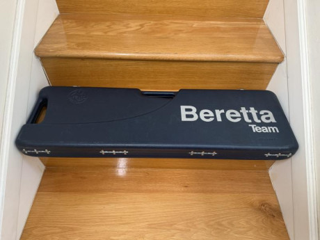   *** OPORTUNIDAD. REBAJADA ***  

Buenas tardes,

Vendo Escopeta Beretta 682 E Gold E Trap de competición, 02