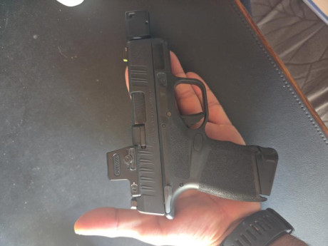 hola, vendo springfield hellcat osp, 9pb.
Hermana pequeña de la echelon, le he puesto un red dot holosun 10