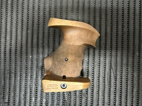 Vendo cachas anatomicas Tiro Marca NILLS,para Revolver SW 686 talla M-jpablo@malagasur-rent.com-678615227
Precio:130€ 00