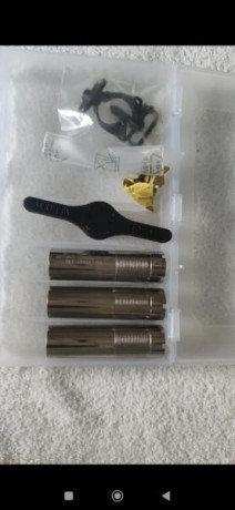 Un amigo vende Beretta silver pigeon 1 con 10 tiros pegados tres polichoques sin estrenar con su maletín 02