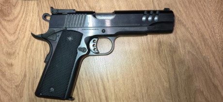 Buenas!  un amigo mío pone a la venta su Norinco 1911  A1 sport speedy slide del .45 ACP  en perfecto 02