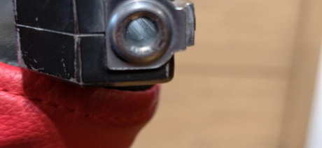 Buenas, un amigo pone a la venta su Star SA  cal .22Lr   el arma esta en muy buen estado mecánico y de 10