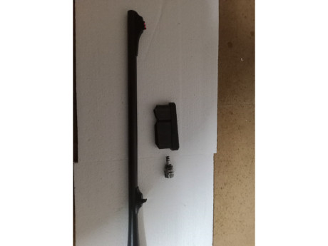 Hola!
Pongo en venta cañón para Merkel helix en calibre 300 Winchester Magnum.
Incluye cabezal magnum 00