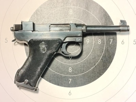 Vendo Husqvarna Lahti M1940, 9 mm. Impoluta, todas las piezas y el pavón originales, números coincidentes, 71