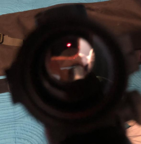 Vendo escopeta de corredera MOSSBERG 500 calibre 12/76 con dos cañones; uno liso de 71 cm con chokes intercambiables 31