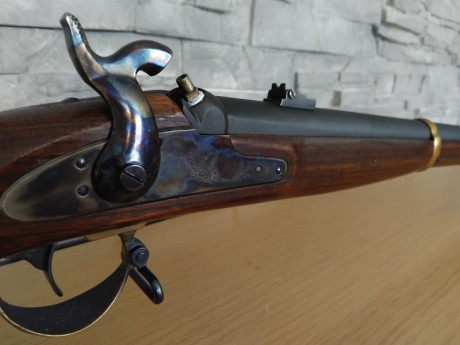 Hola, vendo fusil Remington 1863 "Zouave " modelo Macht de Armi sport cal.58(577.).El arma está 02