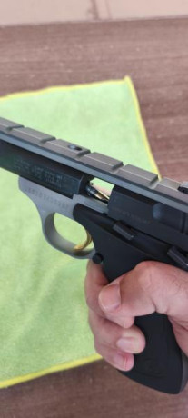 Buenos días, tengo una gran duda que me está poniendo un poco nervioso al ser un novato.

Tengo una pistola 12