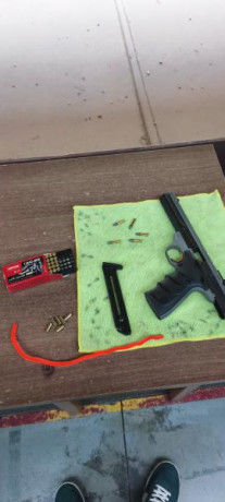 Buenos días, tengo una gran duda que me está poniendo un poco nervioso al ser un novato.

Tengo una pistola 10