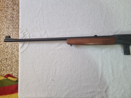Se vende carabina ANSCHUTZ MODELO 520/61 desmontable en buen estado. Precio 180 euros. Tlf.607609326. 11