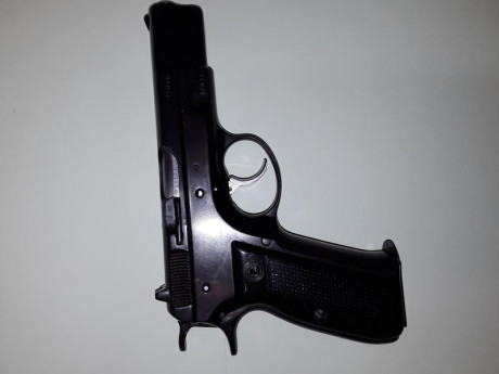  20260910_185800.jpg  20260910_185938.jpg  20260910_190023.jpg 
Se vende CZ 75 PRE B, MADE IN CZECHOSLOVAKIA 01