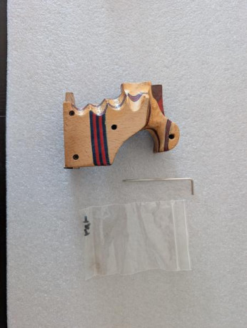 Vendo cachas anatómicas para revolver Smith and Wesson.
Armazón k
Precio 80€
654272799 00