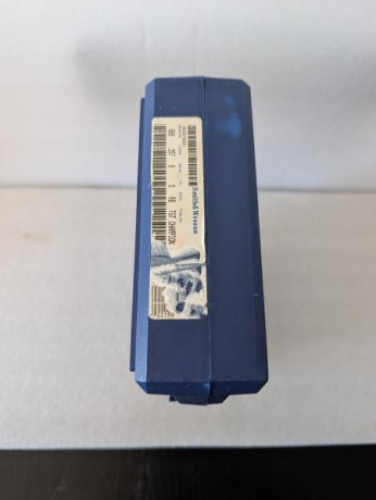 Vendo maletín para armario corta original de Smith and Wesson 
Era de un revolver.
Medidas exteriores 01