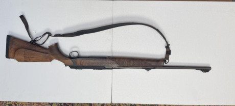 Sauer 303 calibre 300magnum, utilizado  para cazar, pocos tiros y algo más de  trote. En perfecto estado 01