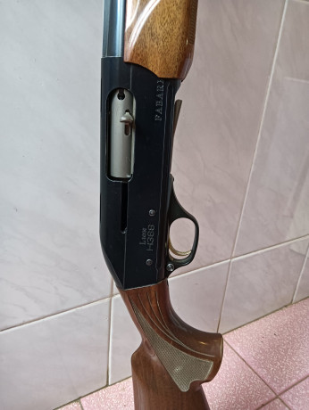Se vende escopeta Fabarm Lion H368..
Ojo. No es mía. Me ha dicho un amigo que se lo ponga en venta.
Tiene 10