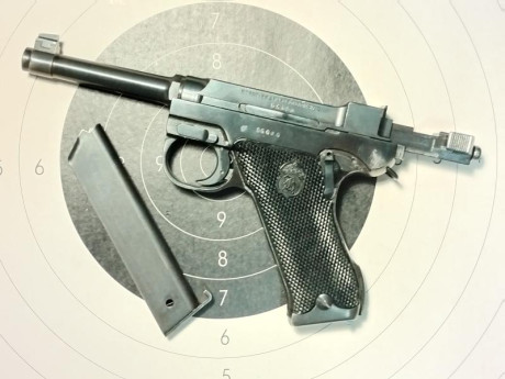 Vendo Husqvarna Lahti M1940, 9 mm. Impoluta, todas las piezas y el pavón originales, números coincidentes, 02