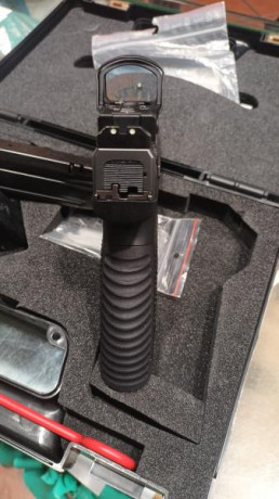 CZ p10 c más delta point leopold pro calibre 9mm 820 euros, en F  impecsble , Madrid 01