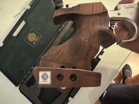 Se vende STEYR LP2  Es de febrero del 2026, tiene 10 entrenamientos y 3 tiradas contadas, demostrable 00